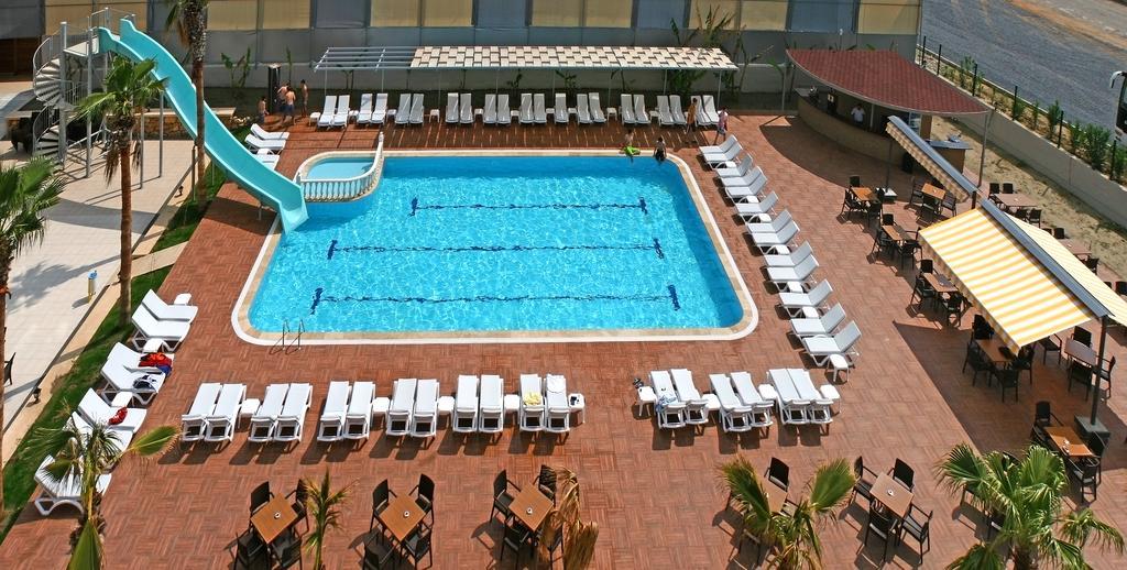 Grand Akca Hotel 加济帕夏 外观 照片