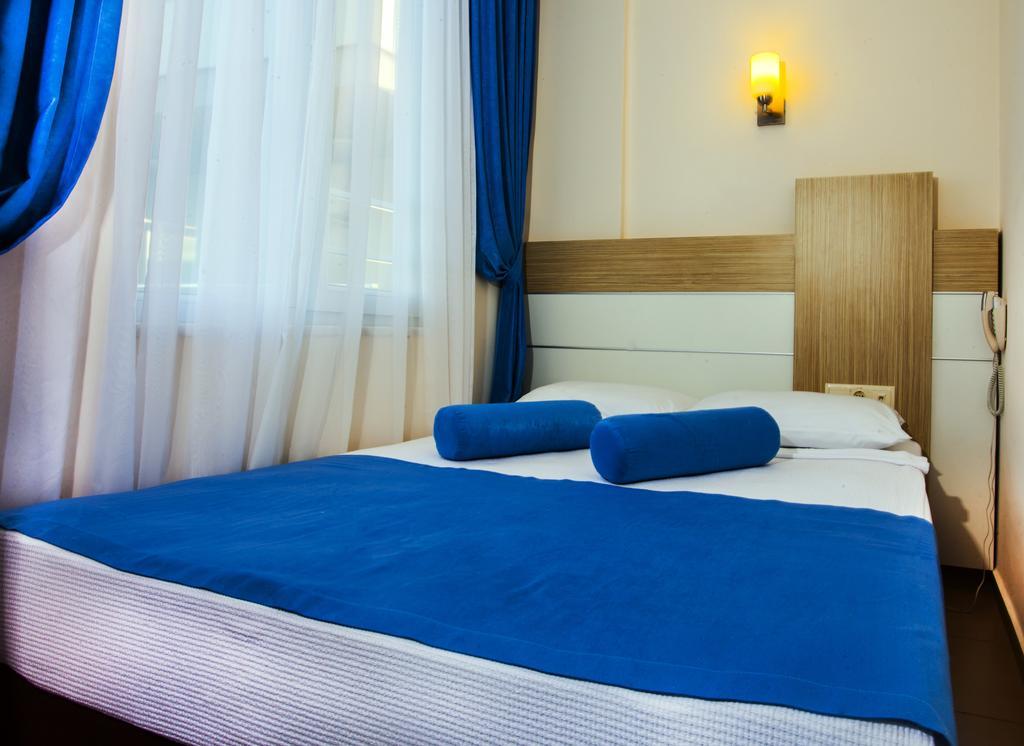 Grand Akca Hotel 加济帕夏 客房 照片