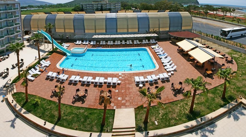 Grand Akca Hotel 加济帕夏 外观 照片
