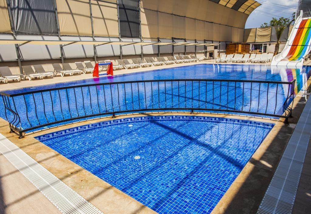 Grand Akca Hotel 加济帕夏 外观 照片