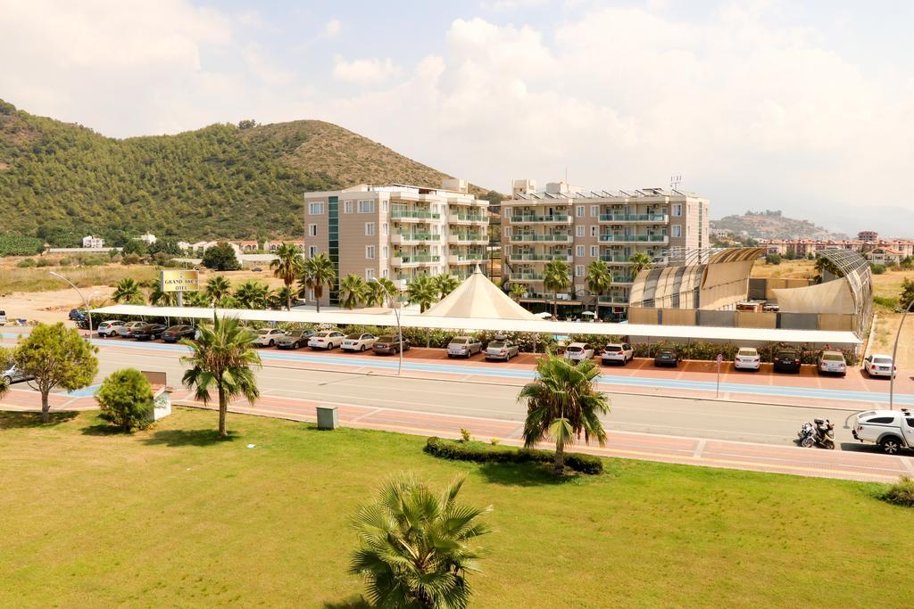 Grand Akca Hotel 加济帕夏 外观 照片