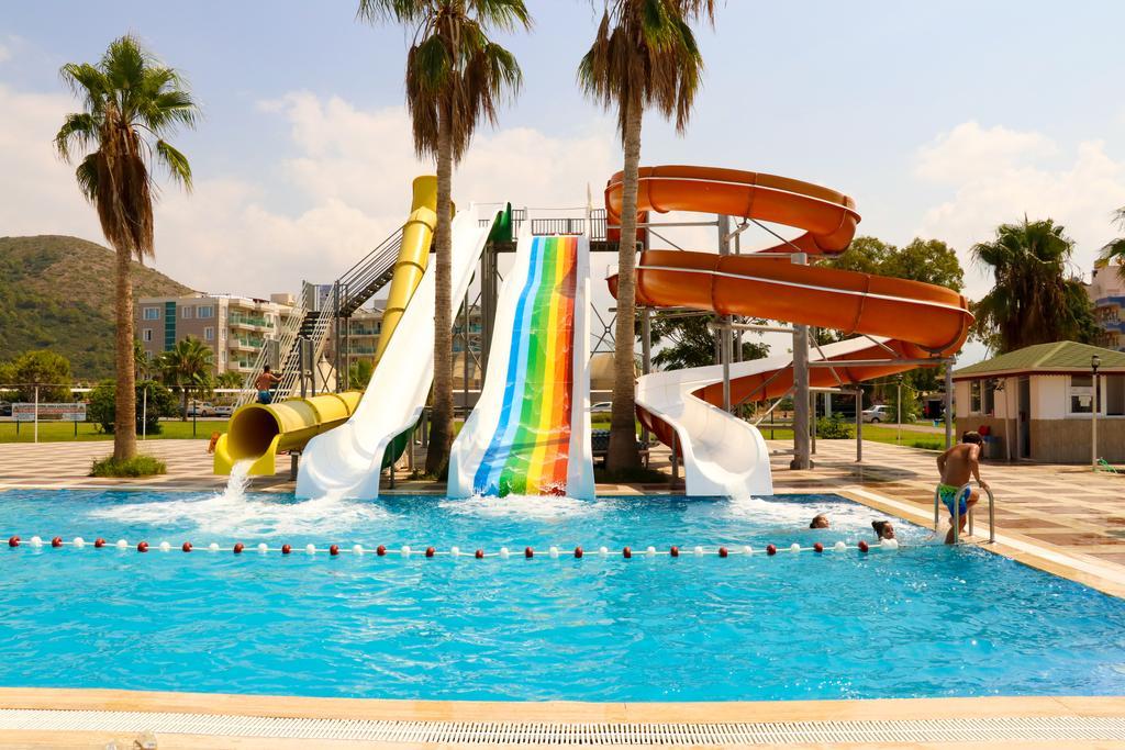 Grand Akca Hotel 加济帕夏 外观 照片