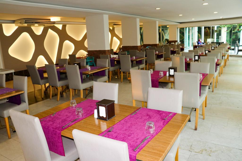 Grand Akca Hotel 加济帕夏 外观 照片