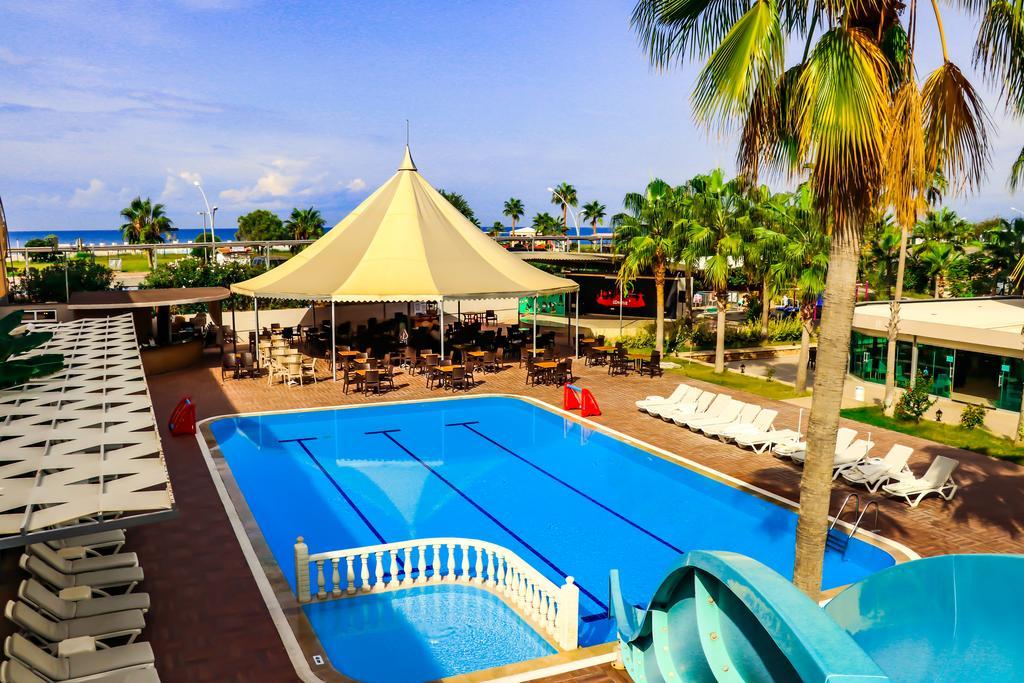 Grand Akca Hotel 加济帕夏 外观 照片