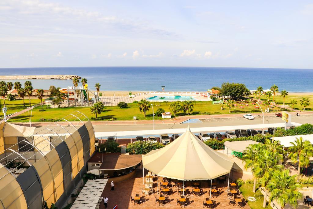 Grand Akca Hotel 加济帕夏 外观 照片