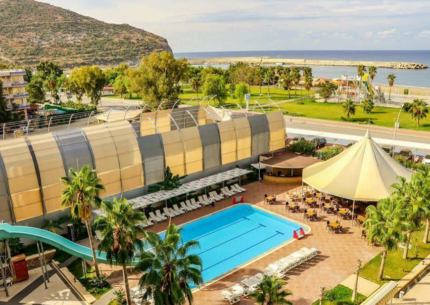 Grand Akca Hotel 加济帕夏 外观 照片