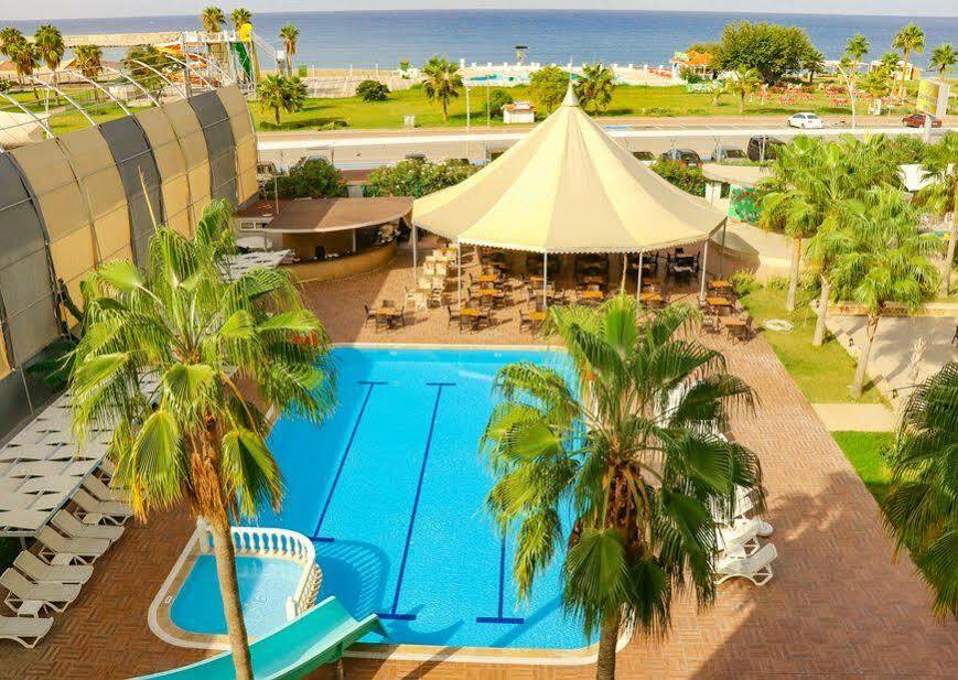 Grand Akca Hotel 加济帕夏 外观 照片