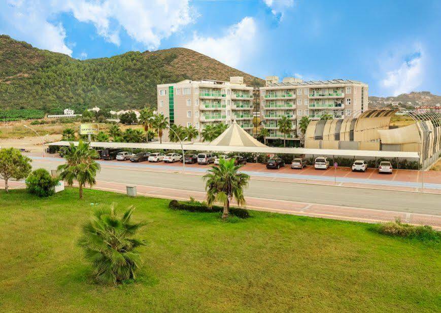Grand Akca Hotel 加济帕夏 外观 照片